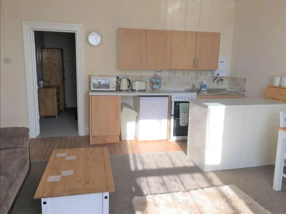 Spacious 1 Bedroom Apartment Near Seafront Penzance Buitenkant foto